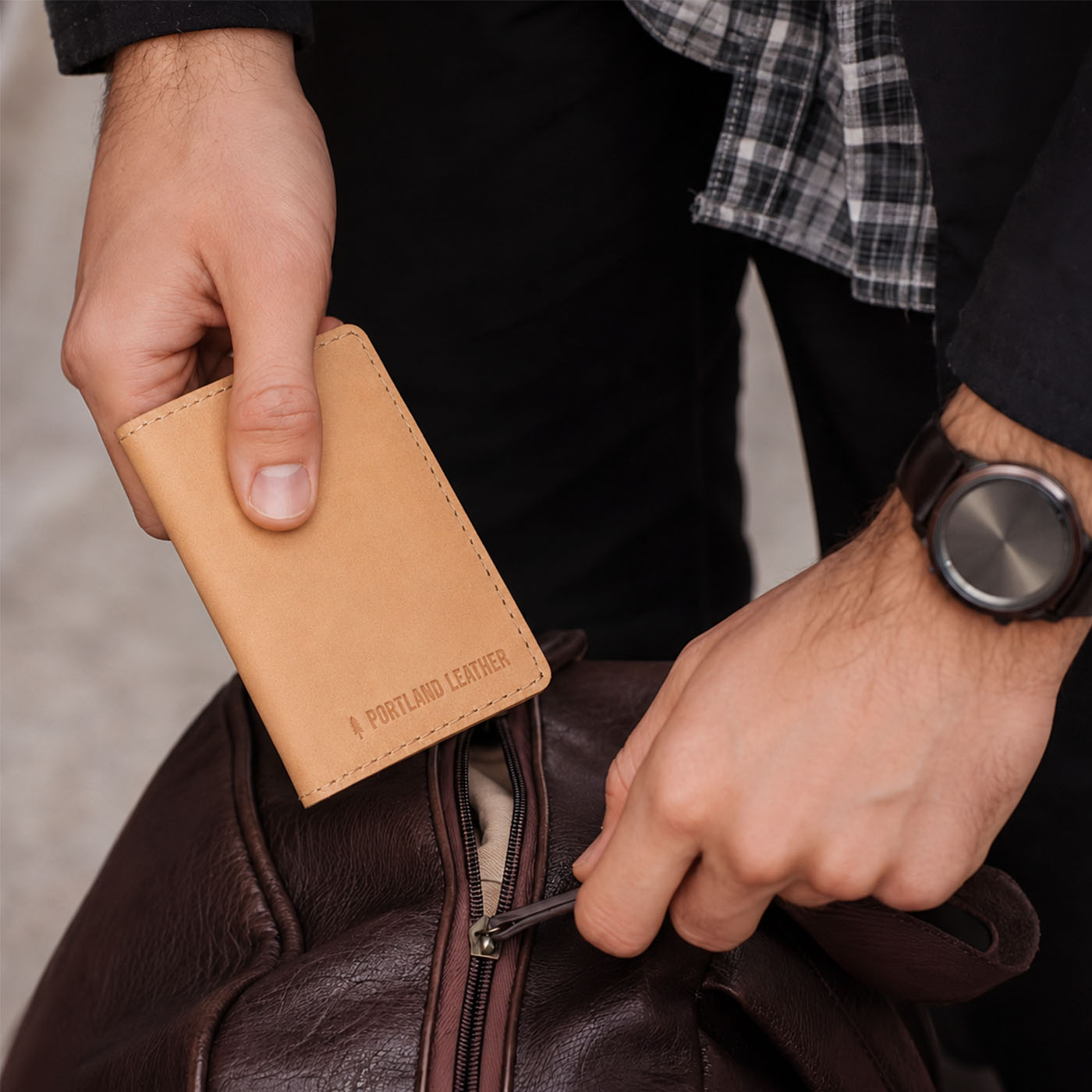 Palermo Card Holder - Image 17